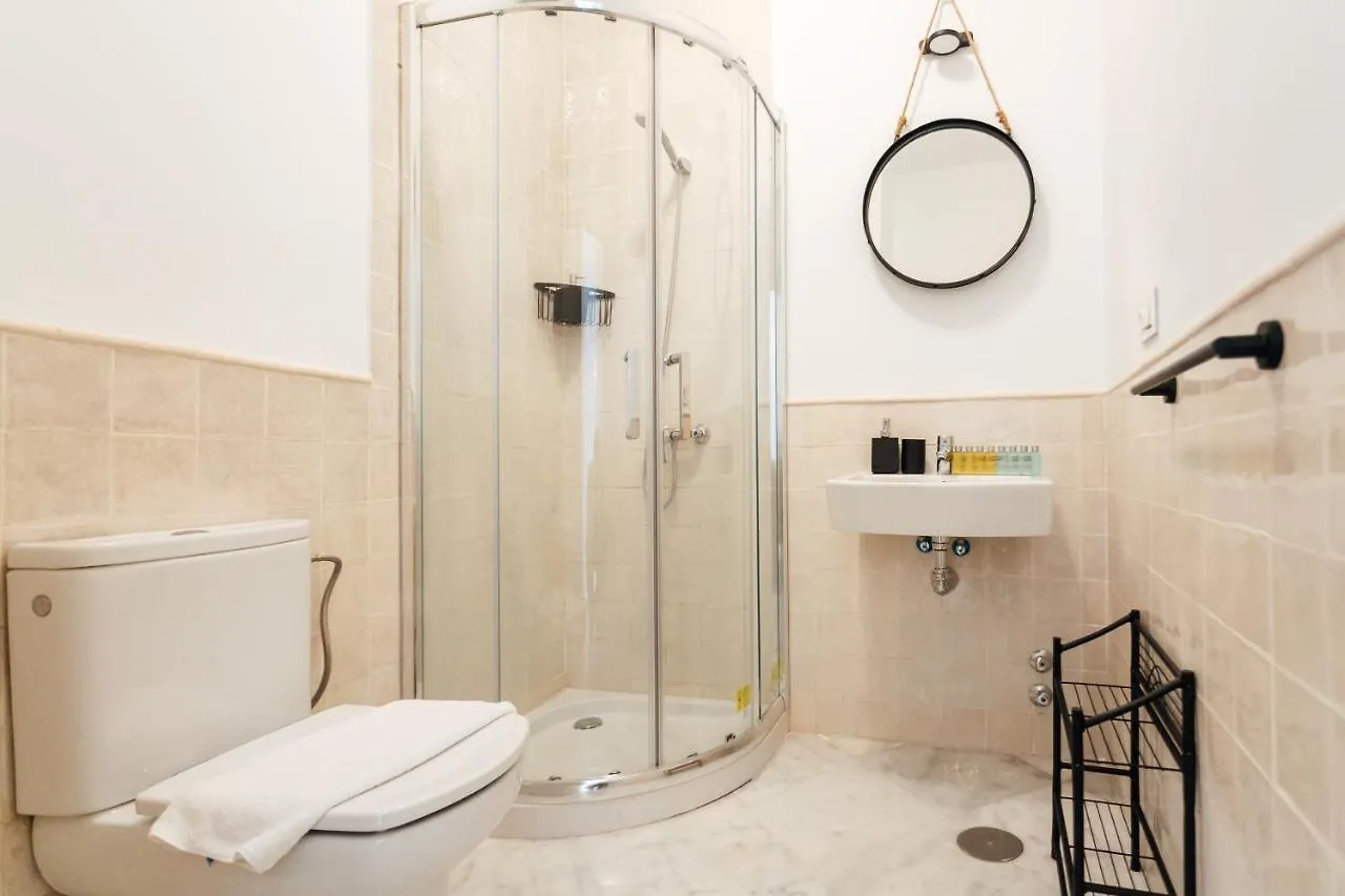 Modern And Wide- 1Bd 1Bth- Triana Apartment Seville Spain