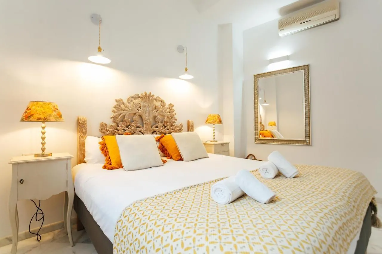 Modern And Wide- 1Bd 1Bth- Triana Apartment Seville