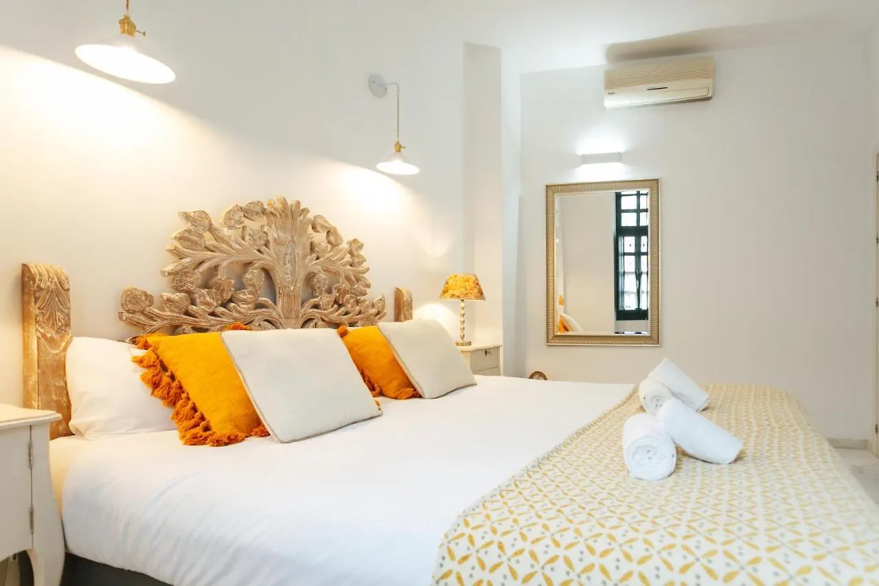 Modern And Wide- 1Bd 1Bth- Triana Apartment Seville Spain