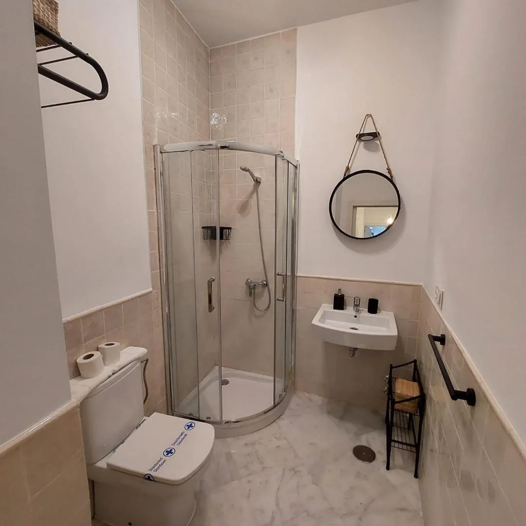 Modern And Wide- 1Bd 1Bth- Triana Apartment Seville