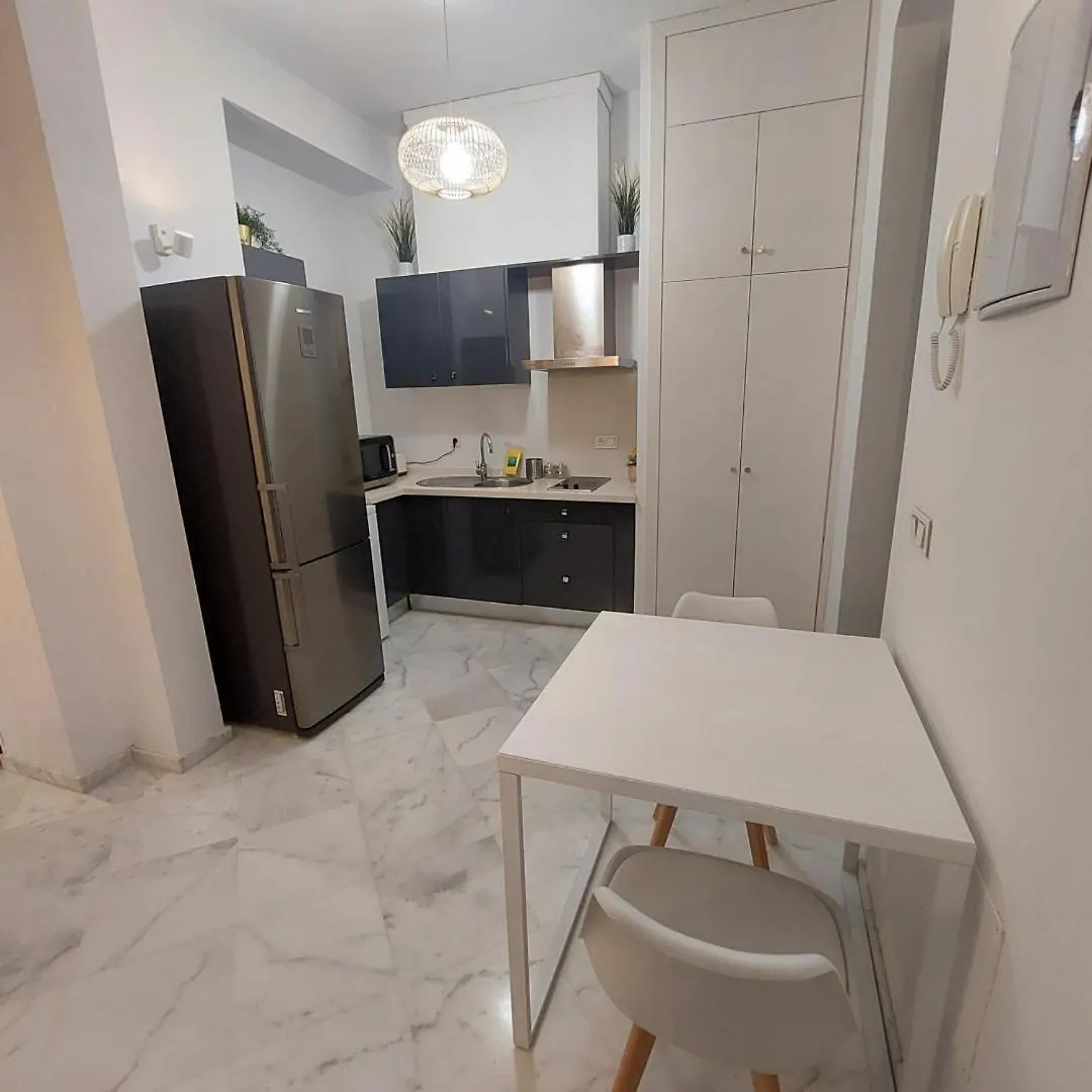 Modern And Wide- 1Bd 1Bth- Triana Apartment Seville Spain