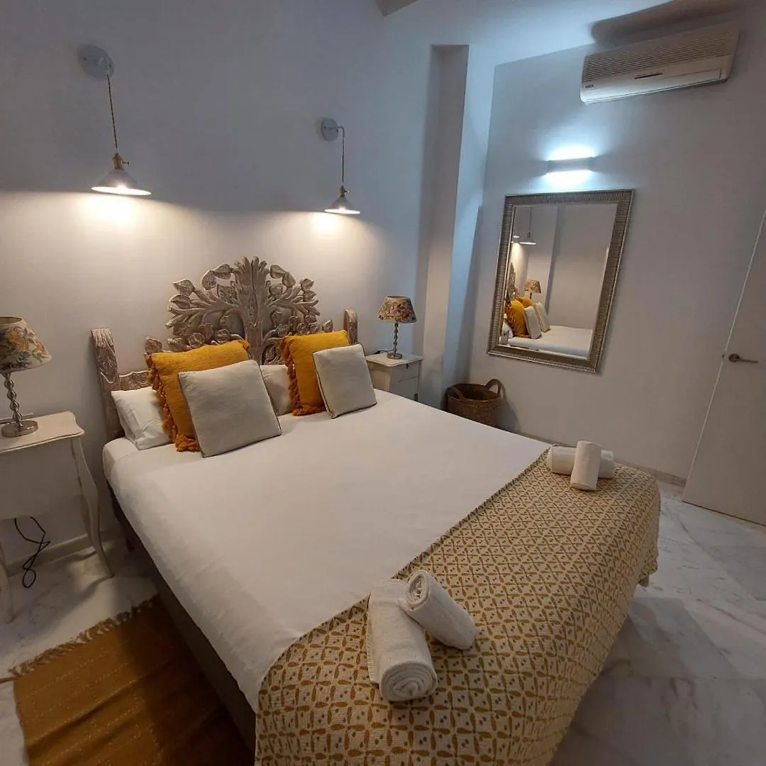 Modern And Wide- 1Bd 1Bth- Triana Apartment Seville